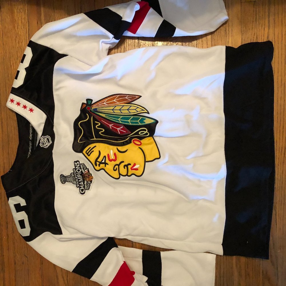 Winter Classic Blackhawks Jersey (Teravainen)